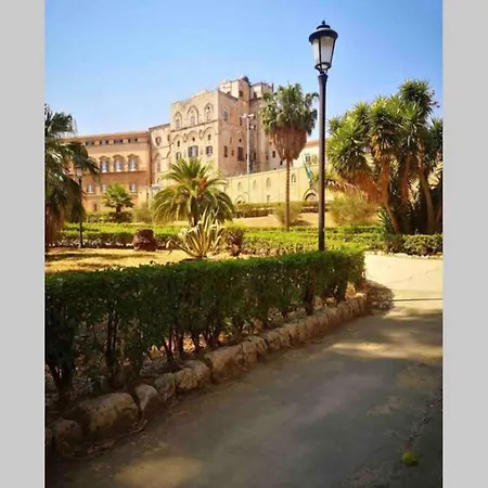 Casa Roberto פלרמו